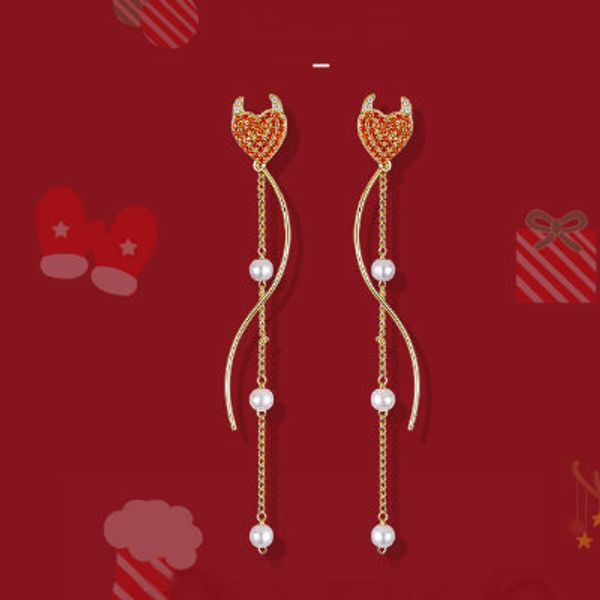 autumn and winter christmas tassels deer earrings female 2019 new wave christmas deer temperament long section face thin earrings, Golden;silver
autumn and winter christmas tassels deer earrings female 2019 new wave christmas deer temperament long section face thin earrings, Golden;silver