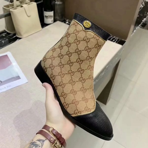 2019 woman brand ankle boots shoes lace up ribbon belt buckle real leather fashion boots flat boots shoes us:5-10 with box dhl 02, Black;grey
2019 woman brand ankle boots shoes lace up ribbon belt buckle real leather fashion boots flat boots shoes us:5-10 with box dhl 02, Black;grey