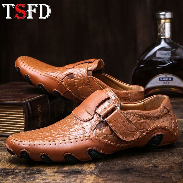 fashion men shoe comfortable man sneakers shoes plus size loafers men low shoes summer wild leather slip-on y19, Black
fashion men shoe comfortable man sneakers shoes plus size loafers men low shoes summer wild leather slip-on y19, Black