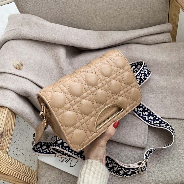 2019 new women's shoulder bags pu flip cover korean rhombus crossbody bags wide shoulder
2019 new women's shoulder bags pu flip cover korean rhombus crossbody bags wide shoulder