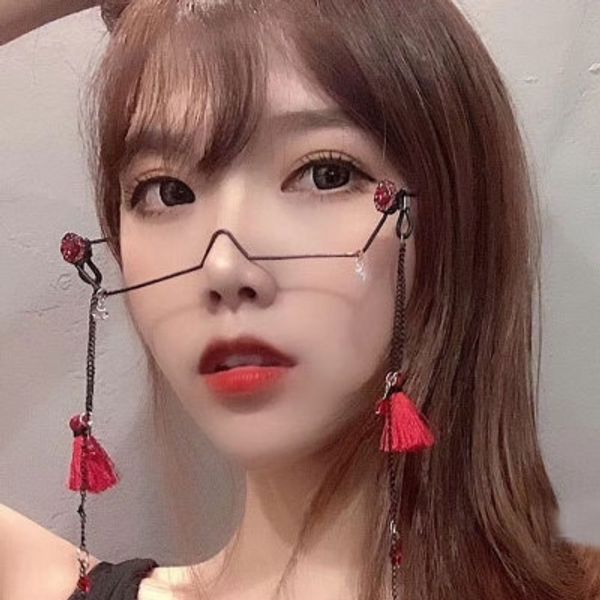 ins lower half tiktok decorative glasses half frame without chain female glasses frame, Silver
ins lower half tiktok decorative glasses half frame without chain female glasses frame, Silver