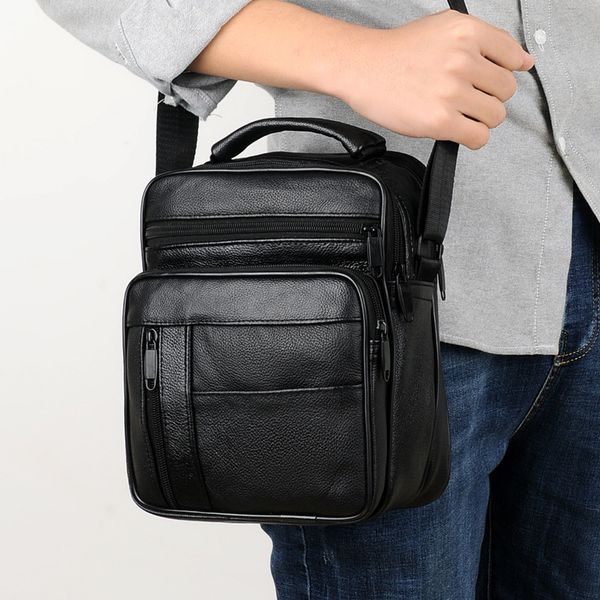 2019 новой повседневной мужского бизнес натуральной кожи мини crossbody мешок кожи коровы малого мужчины одного плечо сумка высокого качеств
2019 новой повседневной мужского бизнес натуральной кожи мини crossbody мешок кожи коровы малого мужчины одного плечо сумка высокого качеств