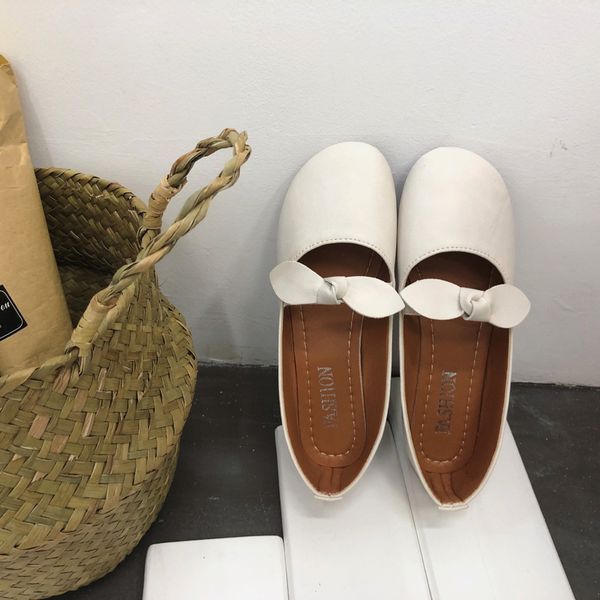 2020 sale flat shoes woman leather loafers spring casual shoes round toe cute bow women flats women w38-27, Black
2020 sale flat shoes woman leather loafers spring casual shoes round toe cute bow women flats women w38-27, Black