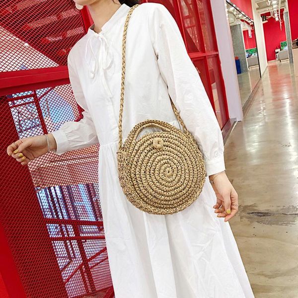 плечо сумки лето солома для женщин 2020 раунд handwoven ретро rattan плетение бич сумки crossbody bag bolso mujer
плечо сумки лето солома для женщин 2020 раунд handwoven ретро rattan плетение бич сумки crossbody bag bolso mujer