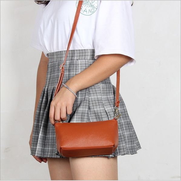 genuine leather fashion women messenger bags clutch bag single shoulder bags crossbody bag 20.5 * 7* 17 cm t1018
genuine leather fashion women messenger bags clutch bag single shoulder bags crossbody bag 20.5 * 7* 17 cm t1018