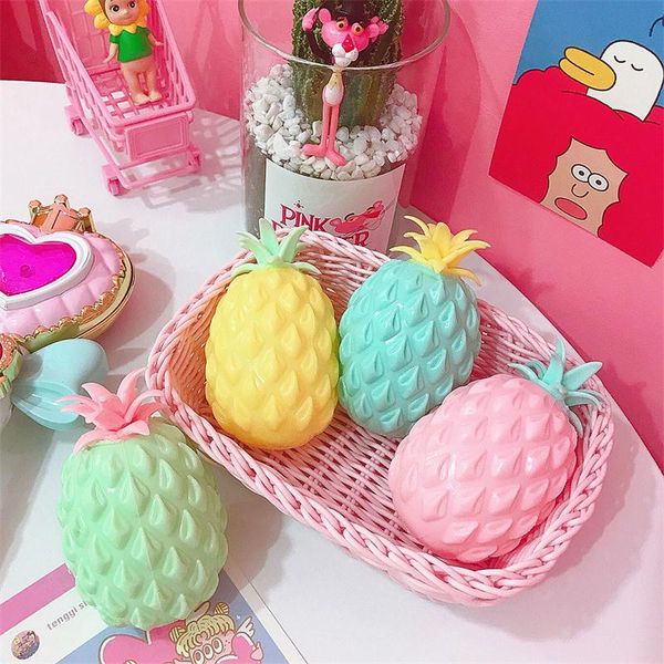 симпатичные ананас squishy toy виноградный мяч антистрессовая декомпрессионная игрушка прозрачный блеск ананасов сожмите игрушки подходят де
симпатичные ананас squishy toy виноградный мяч антистрессовая декомпрессионная игрушка прозрачный блеск ананасов сожмите игрушки подходят де