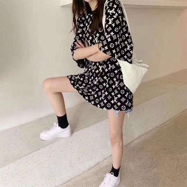 christmas single product web celebrity the same letter printing t skirt behind the small hole design personality fashion, White
christmas single product web celebrity the same letter printing t skirt behind the small hole design personality fashion, White