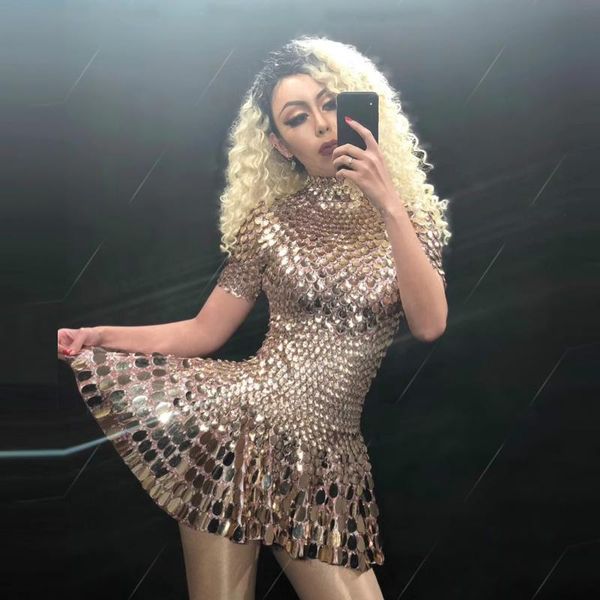 stage wear charming lady short sleeve mini dress 2021 fabulous night club women big sequins dresses femme vestidos, Black;red
stage wear charming lady short sleeve mini dress 2021 fabulous night club women big sequins dresses femme vestidos, Black;red