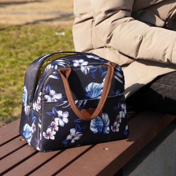 2020 new lunch bag fashion insulated lunch bags oxford travel necessary picnic pouch thermal dinner box case, Blue;pink
2020 new lunch bag fashion insulated lunch bags oxford travel necessary picnic pouch thermal dinner box case, Blue;pink