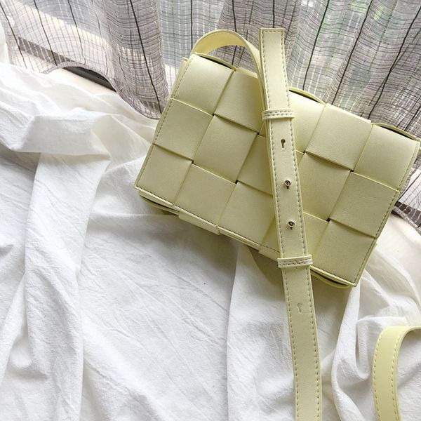 fashion crossbody bags for women genuine cow leather ladies messenger bag weave stitching ladie hand bags clutch bolsas feminina
fashion crossbody bags for women genuine cow leather ladies messenger bag weave stitching ladie hand bags clutch bolsas feminina