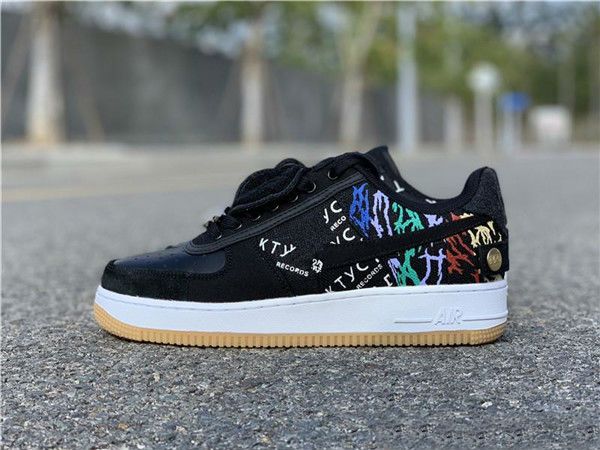 2020 new men women travis scotts black shoes astroworld skate shoes designer luxury trainer sneakers with box 
2020 new men women travis scotts black shoes astroworld skate shoes designer luxury trainer sneakers with box