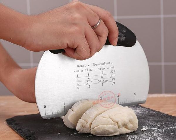 товары для выпечки бритвенные весы фрезы для пиццы тесто для скребка сепаратор для хлеба мука для кондитерских изделий из нержавеющей стали
товары для выпечки бритвенные весы фрезы для пиццы тесто для скребка сепаратор для хлеба мука для кондитерских изделий из нержавеющей стали