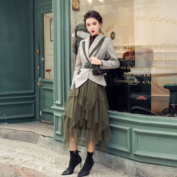2020 new pattern women's 2 piece set long sleeves lattice frenulum suit coat+mesh half body skirt fashion set, White
2020 new pattern women's 2 piece set long sleeves lattice frenulum suit coat+mesh half body skirt fashion set, White