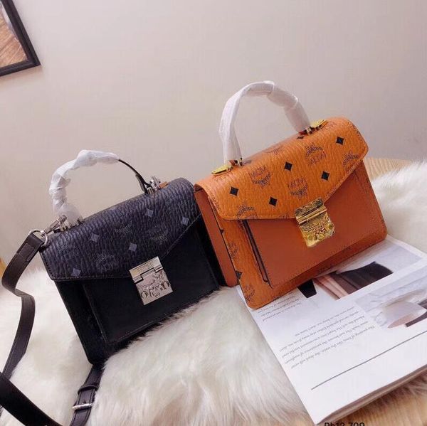 2020 new designer women or men bags fashion brand designer handbag purses canvas designer handbags shoulder crossbody purse bag 001
2020 new designer women or men bags fashion brand designer handbag purses canvas designer handbags shoulder crossbody purse bag 001
