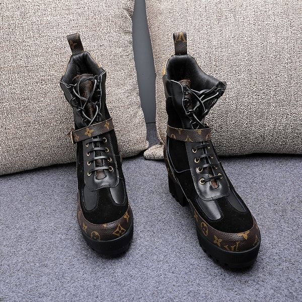 short boots female british wind 2019 new autumn single boots thick bottom with outdoor net red thin skinny boots handsome martin boot, Black
short boots female british wind 2019 new autumn single boots thick bottom with outdoor net red thin skinny boots handsome martin boot, Black