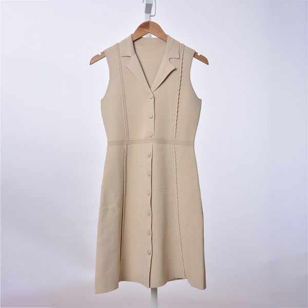 2019 fall winter sleeveless notched-lapel khaki pure color knitted panelled buttons knee-length dress women fashion dresses d2616153s, Black;gray
2019 fall winter sleeveless notched-lapel khaki pure color knitted panelled buttons knee-length dress women fashion dresses d2616153s, Black;gray