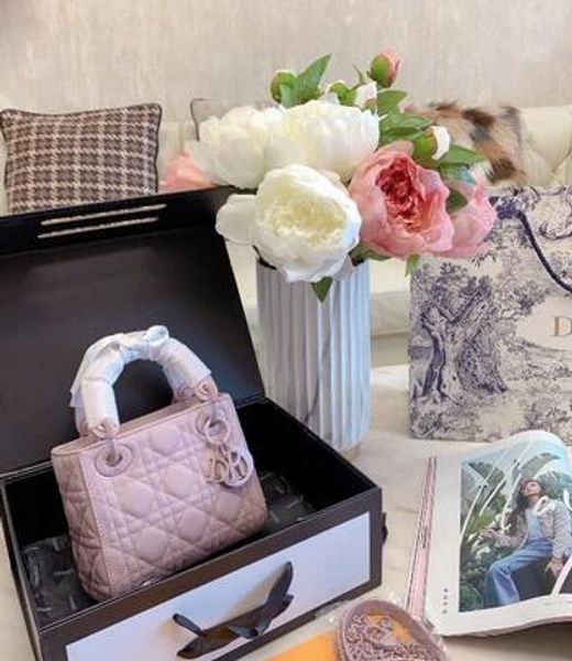 2020 women designer handbags luxury crossbody messenger shoulder bags chain bag good quality purses ladies handbag zlq#007
2020 women designer handbags luxury crossbody messenger shoulder bags chain bag good quality purses ladies handbag zlq#007