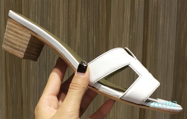 2019 women designer shoes leather low heel sandals woman beach shoes slippers sapatos femininos zapatos mujer chaussure femme sapato ct2, Black
2019 women designer shoes leather low heel sandals woman beach shoes slippers sapatos femininos zapatos mujer chaussure femme sapato ct2, Black