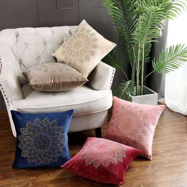 morden velvet pillow case mandala rhinestone polyester throw pillow cover home decorative cover excellent for sofa bed
morden velvet pillow case mandala rhinestone polyester throw pillow cover home decorative cover excellent for sofa bed
