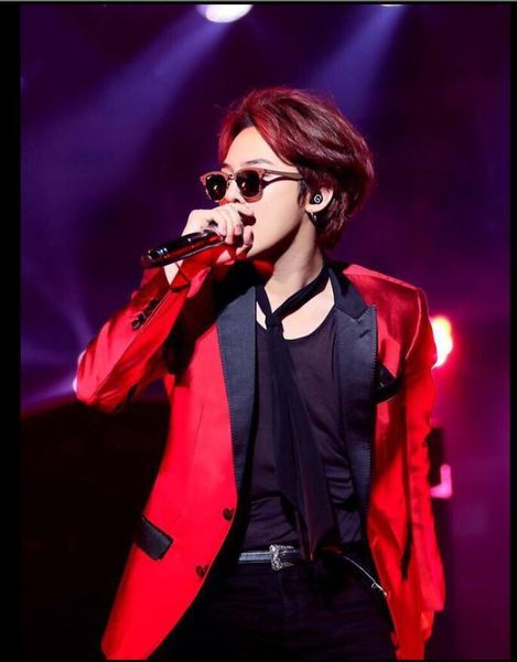 gd right zhilong with same style red and black splice suit jacket costumes stage performance nightclub bar men's clothing, White;black
gd right zhilong with same style red and black splice suit jacket costumes stage performance nightclub bar men's clothing, White;black