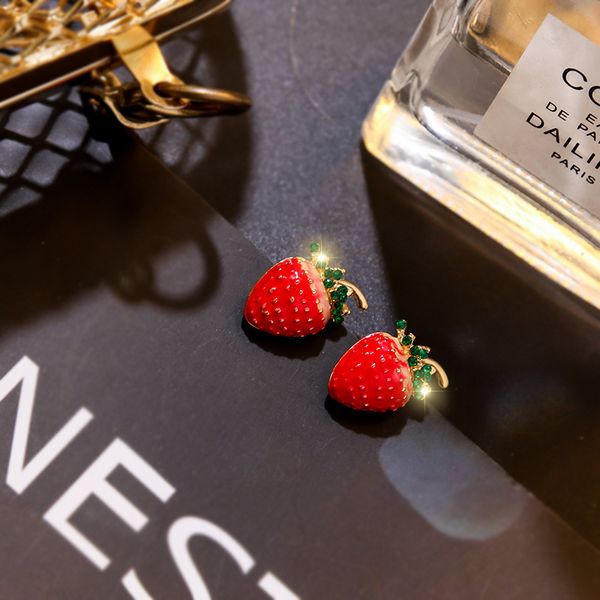 mini cute japanese-style strawberry ear stud anti-allergy ins fashion cool fashion ear rings women's earrings jewelry, Golden;silver
mini cute japanese-style strawberry ear stud anti-allergy ins fashion cool fashion ear rings women's earrings jewelry, Golden;silver
