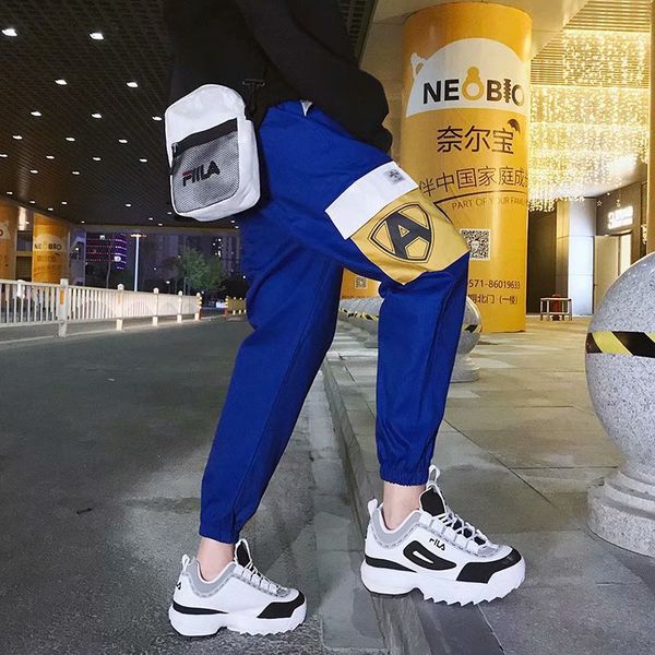 color block pocket patchwork cargo joggers men graffiti hip hop letter print harem pants mens casual dance trousers sweatpants, Black
color block pocket patchwork cargo joggers men graffiti hip hop letter print harem pants mens casual dance trousers sweatpants, Black