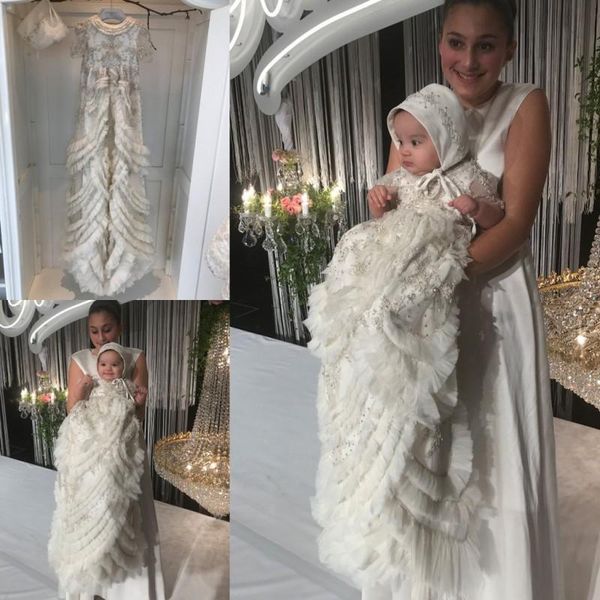 luxury crystal 2020 christening gowns for baby girls beads appliqued tiered ruffles baptism dresses with bonnet first communication dress, White
luxury crystal 2020 christening gowns for baby girls beads appliqued tiered ruffles baptism dresses with bonnet first communication dress, White