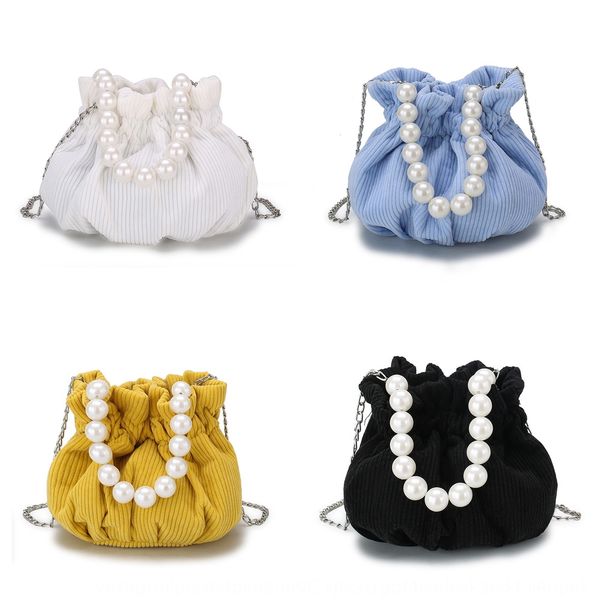 small pearl hand 2020 popular hand small pearl bag is all-match shoulder slanting bucket bag
small pearl hand 2020 popular hand small pearl bag is all-match shoulder slanting bucket bag