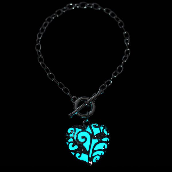 luminous glow in the dark bracelet fashion silver love heart pendant bracelets jewelry for women, Golden;silver
luminous glow in the dark bracelet fashion silver love heart pendant bracelets jewelry for women, Golden;silver
