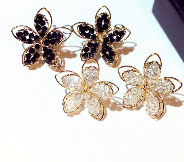 lovely beautiful diamond zircon flower cute stud earrings for woman girls super sparkling fashion luxury designer, Golden;silver
lovely beautiful diamond zircon flower cute stud earrings for woman girls super sparkling fashion luxury designer, Golden;silver