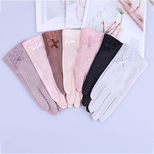 driving lace summer sunscreen gloves women drive girls lady thin cotton decent lace sun uv resistant touch screen gloves, Blue;gray
driving lace summer sunscreen gloves women drive girls lady thin cotton decent lace sun uv resistant touch screen gloves, Blue;gray