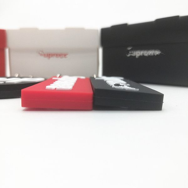 Брелки Sup бренд брелок роскошные круглые полосы бумажная коробка дизайнер брелки
Брелки Sup бренд брелок роскошные круглые полосы бумажная коробка дизайнер брелки