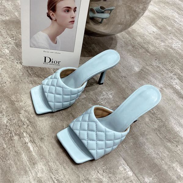 буссак твердые gingham высокий каблук женские сандалии винтаж квадратный носок тапочки сандалии женские элегантные дизайнерские туфли женски, Black
буссак твердые gingham высокий каблук женские сандалии винтаж квадратный носок тапочки сандалии женские элегантные дизайнерские туфли женски, Black