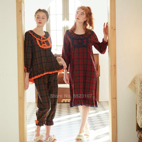 woman pajamas set cotton soft peter pan collar cute vintage homewear plaid lounge wear set renaissance court nightgown sleepwear, Blue;gray
woman pajamas set cotton soft peter pan collar cute vintage homewear plaid lounge wear set renaissance court nightgown sleepwear, Blue;gray
