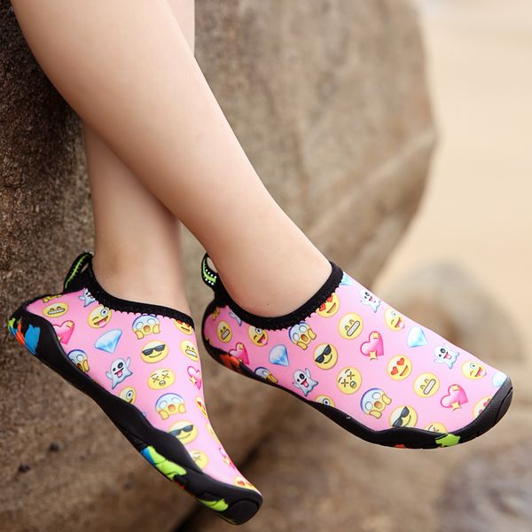 new fashion sneakers swimming shoes water sports aqua seaside surfing slippers upstream light athletic footwear men women
new fashion sneakers swimming shoes water sports aqua seaside surfing slippers upstream light athletic footwear men women