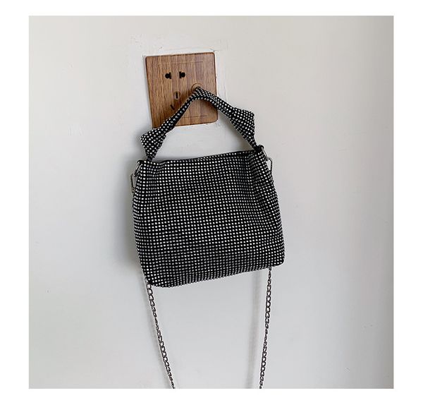 summer early autumn style simple solid color sequin handbag female 2020 new shoulder messenger bag
summer early autumn style simple solid color sequin handbag female 2020 new shoulder messenger bag