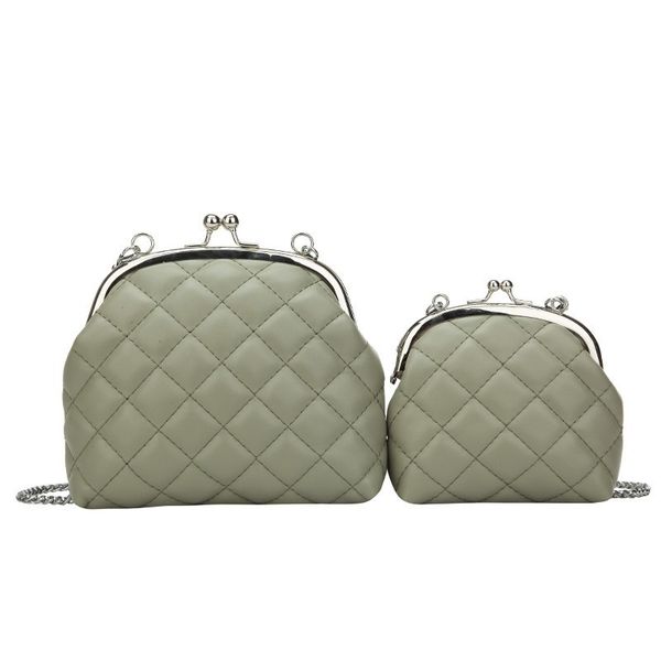 2019 new fashion women shoulder messenger bag small chains plaid women clutch soft leather summer ladies wallet evening bag sac
2019 new fashion women shoulder messenger bag small chains plaid women clutch soft leather summer ladies wallet evening bag sac