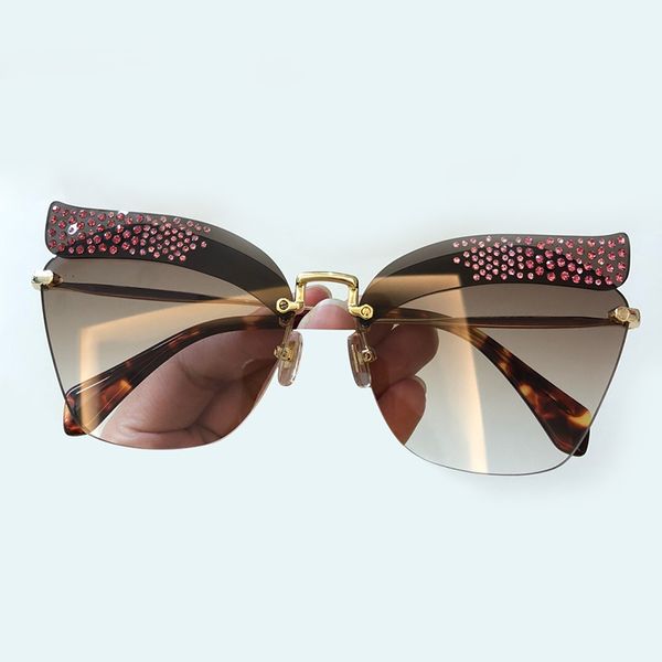 cat eye sunglasss women brand designer fashion sun glasses glasses feminino vintage shades with packing box 2018, White;black
cat eye sunglasss women brand designer fashion sun glasses glasses feminino vintage shades with packing box 2018, White;black