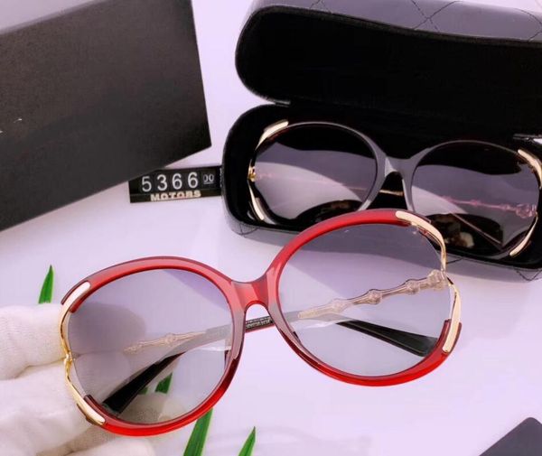 2020 new fashion female polarized sunglasses casual new style glasses texture super personality with box ing, Black
2020 new fashion female polarized sunglasses casual new style glasses texture super personality with box ing, Black