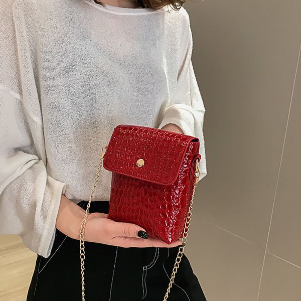 alligator leather long hasp chain shoulder bag red portable women wild single shoulder messenger bag chain bags small square
alligator leather long hasp chain shoulder bag red portable women wild single shoulder messenger bag chain bags small square