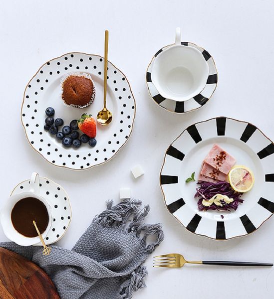 new product wave point nordic style european black and white ceramic irregular breakfast plate tableware plate retro
new product wave point nordic style european black and white ceramic irregular breakfast plate tableware plate retro