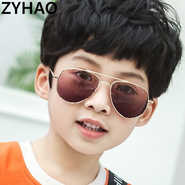 2020 girls boys baby kids sunglasses double beam sunglasses metal spring leg glasses children sun glasses gafas de sol mujer, White;black
2020 girls boys baby kids sunglasses double beam sunglasses metal spring leg glasses children sun glasses gafas de sol mujer, White;black
