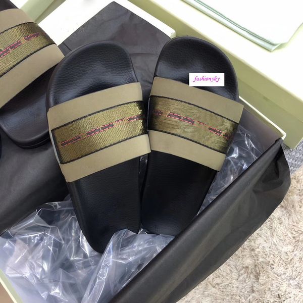 new summer fashion off casual shoes indoor beach slippers white printing lovers slippers with box, Black
new summer fashion off casual shoes indoor beach slippers white printing lovers slippers with box, Black