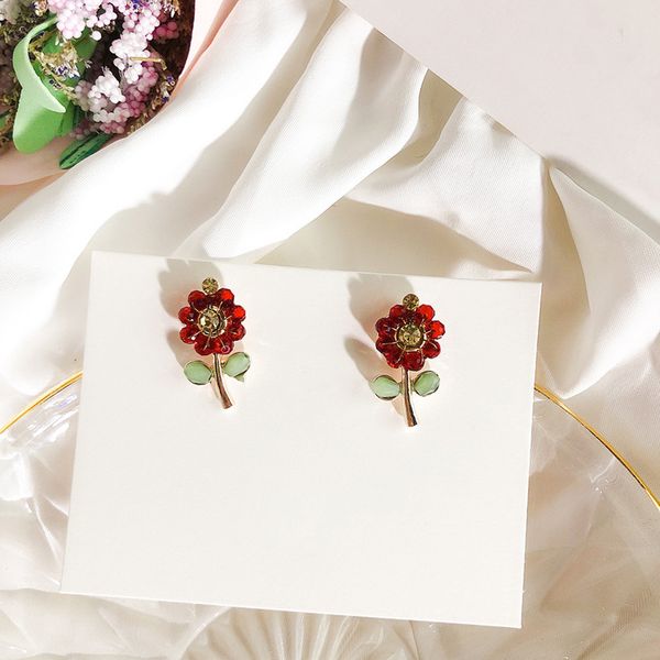 dominated 2019 new color crystal petal women earrings fashion exquisite drop earrings jewelry, Silver
dominated 2019 new color crystal petal women earrings fashion exquisite drop earrings jewelry, Silver