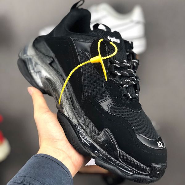 new luxury crystal bottom casual shoes clear sole triple s sneaker designer old dad sneakers boots mens women running shoes sport chaussures
new luxury crystal bottom casual shoes clear sole triple s sneaker designer old dad sneakers boots mens women running shoes sport chaussures