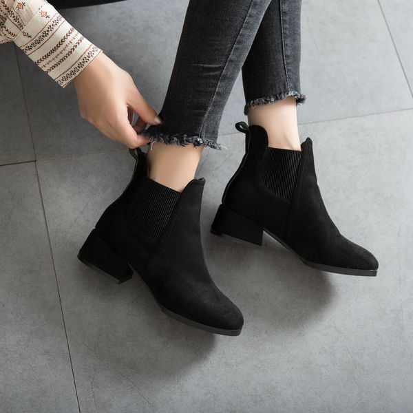 2019 new autumn wedge heel ankle boots women shoes increased platform female fashion boots casual zipper martin boots platform, Black
2019 new autumn wedge heel ankle boots women shoes increased platform female fashion boots casual zipper martin boots platform, Black