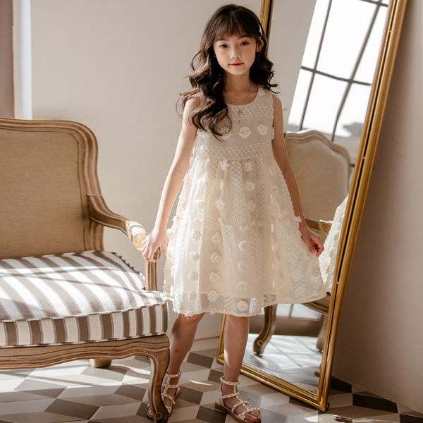 2020 summer new teen girls embroidery lace dress korean sleeveless princess dresses sweet flower baby girls party dress, #8807, Red;yellow
2020 summer new teen girls embroidery lace dress korean sleeveless princess dresses sweet flower baby girls party dress, #8807, Red;yellow