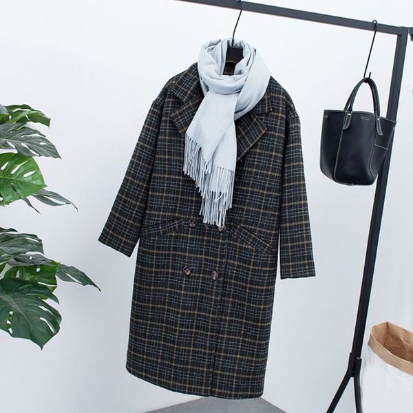 winter check velvet coat female notched warm checkered woolen women's coats fleece office lady 2020 vintage long overcoat woman, Black
winter check velvet coat female notched warm checkered woolen women's coats fleece office lady 2020 vintage long overcoat woman, Black