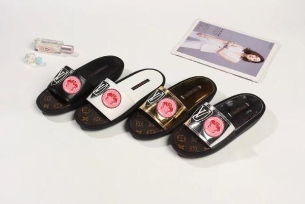 Brand designer Sell well new men and women Leisure Sandals fashion printing Slipper outdoors Beach shoes High-quality Sandals #002
Brand designer Sell well new men and women Leisure Sandals fashion printing Slipper outdoors Beach shoes High-quality Sandals #002