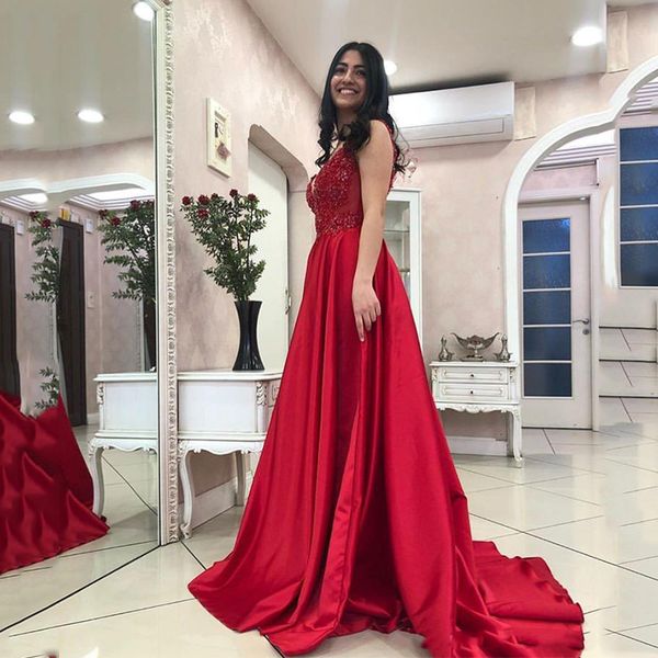 burgundy lace long prom dresses 2019 beaded appliques v neck sweep train satin formal evening party gowns, Black
burgundy lace long prom dresses 2019 beaded appliques v neck sweep train satin formal evening party gowns, Black